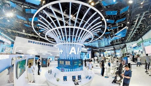 市民走进科博会 与机器人聊天，看工厂植物生长，感受科技开发魅力